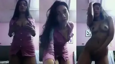 Pulang Kerja Cewek Joget Bugil Sange Berat Panas Viral